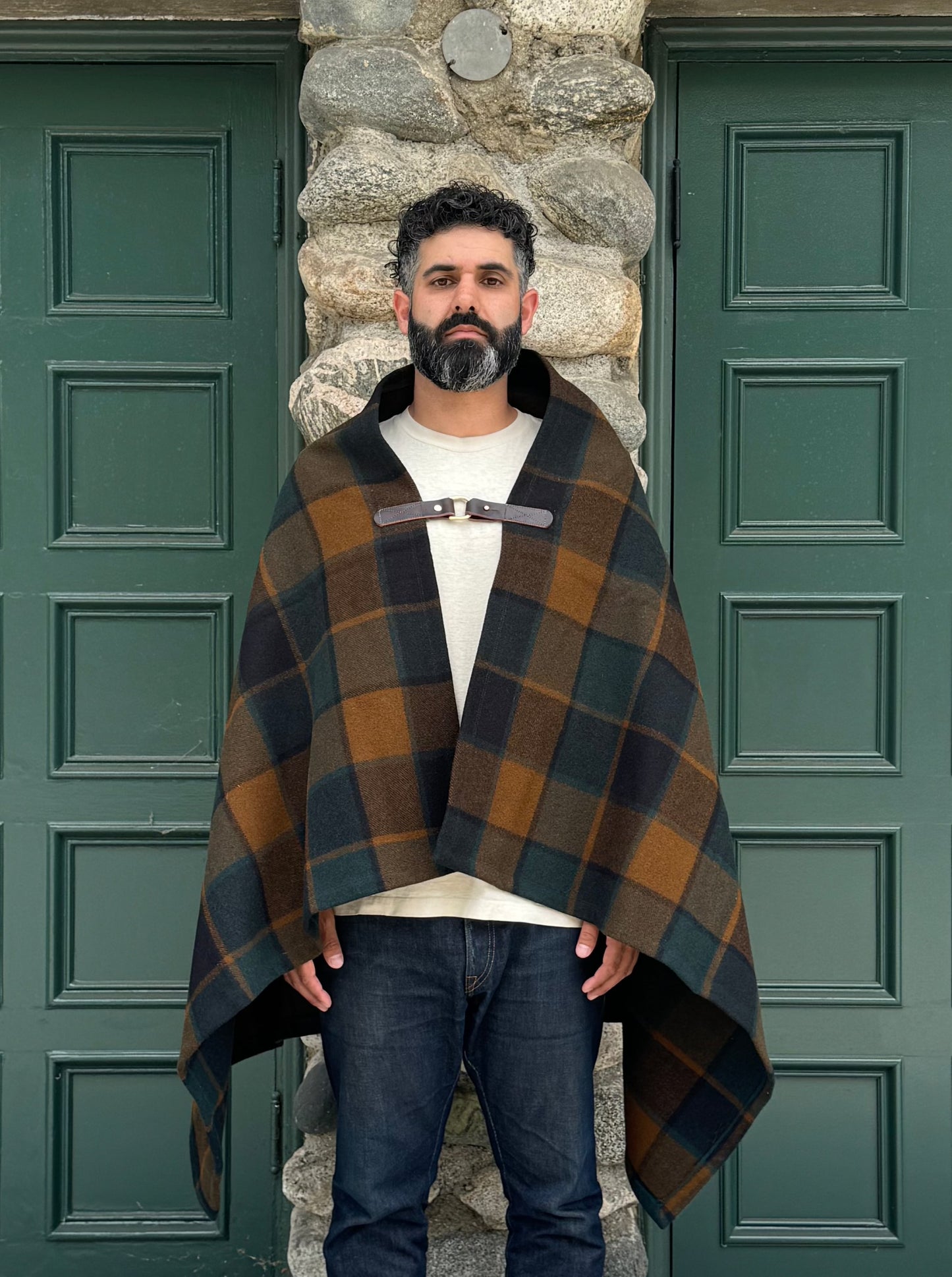 The Pine Mountain Poncho (Plaid)