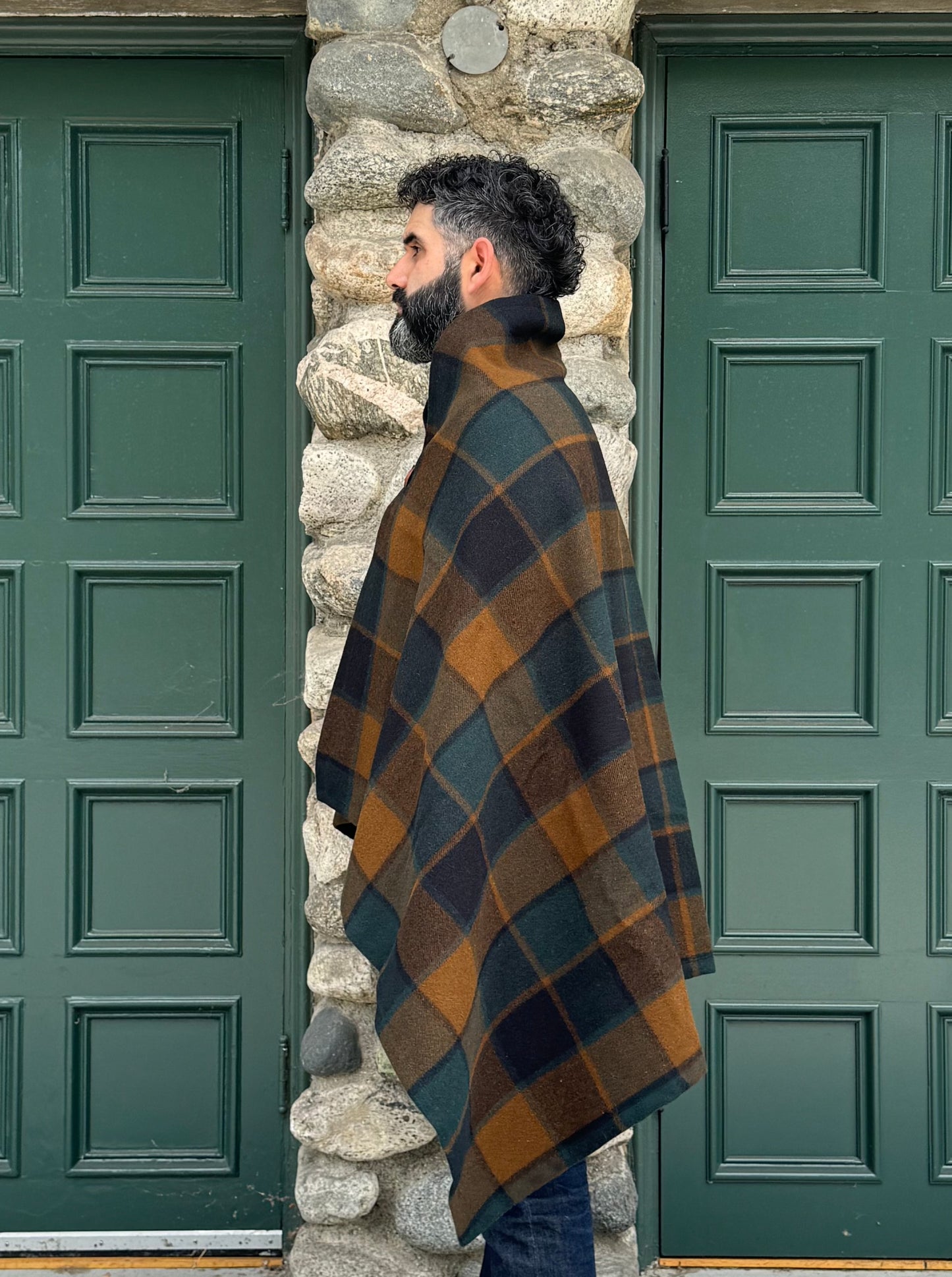 The Pine Mountain Poncho (Plaid)